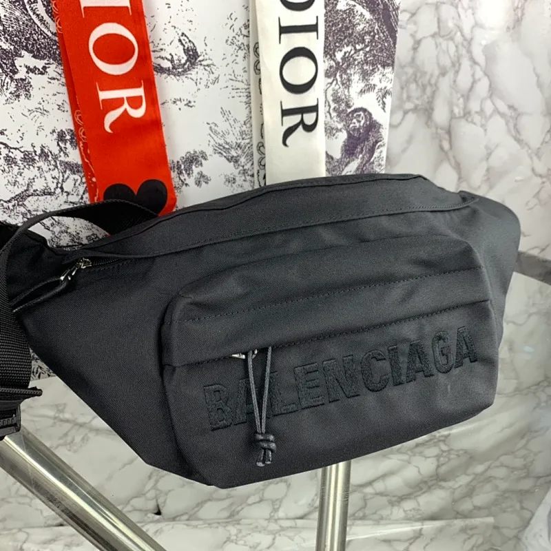 All categories Balenciaga Women's Bags (Balenciaga) Balenciaga, 3011