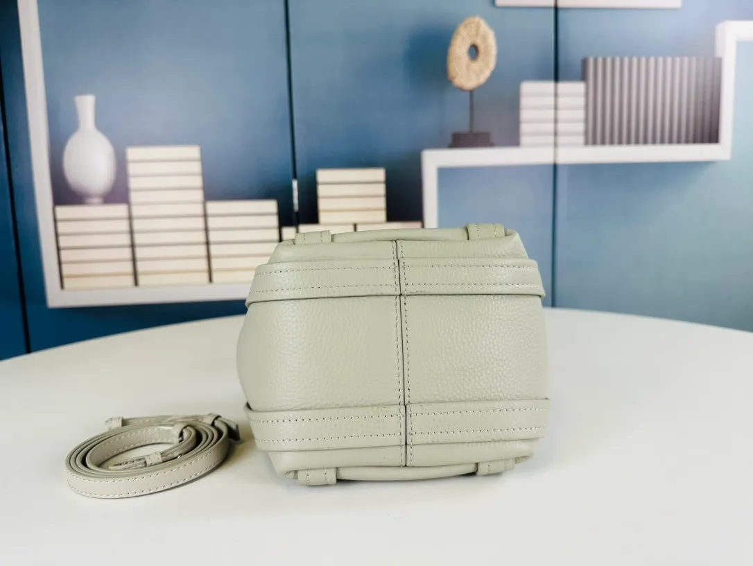 All Categories Balenciaga Women's Bags (Balenciaga) Balenciaga 1090