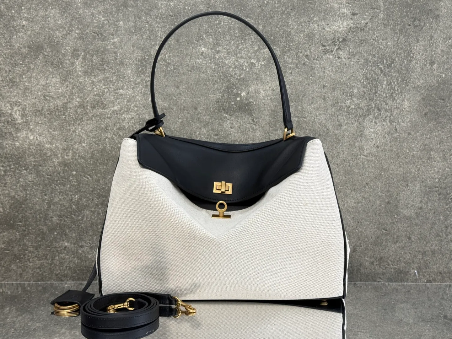 All Categories Balenciaga Women's Bags (Balenciaga) Balenciaga 0318