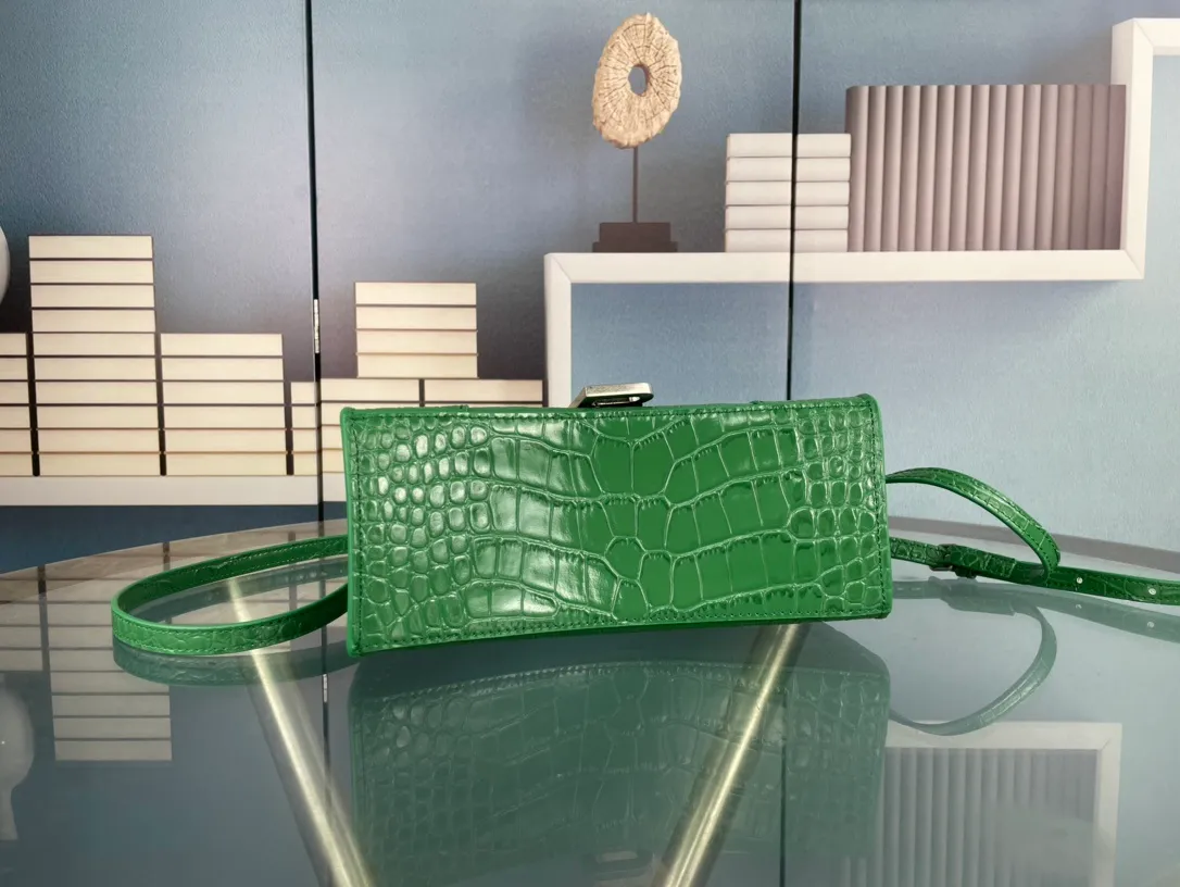 All Categories Official Website "Brand Women's Bags" Women's Bags 💙 BALENCIAGA 2023 latest Balenciaga hourglass bag