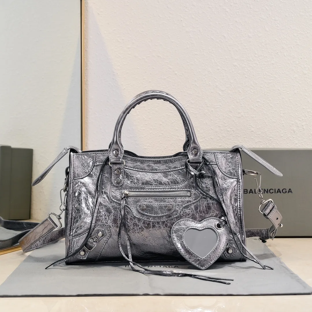 All Categories Balenciaga Women's Bags (Balenciaga) Balenciaga 2424