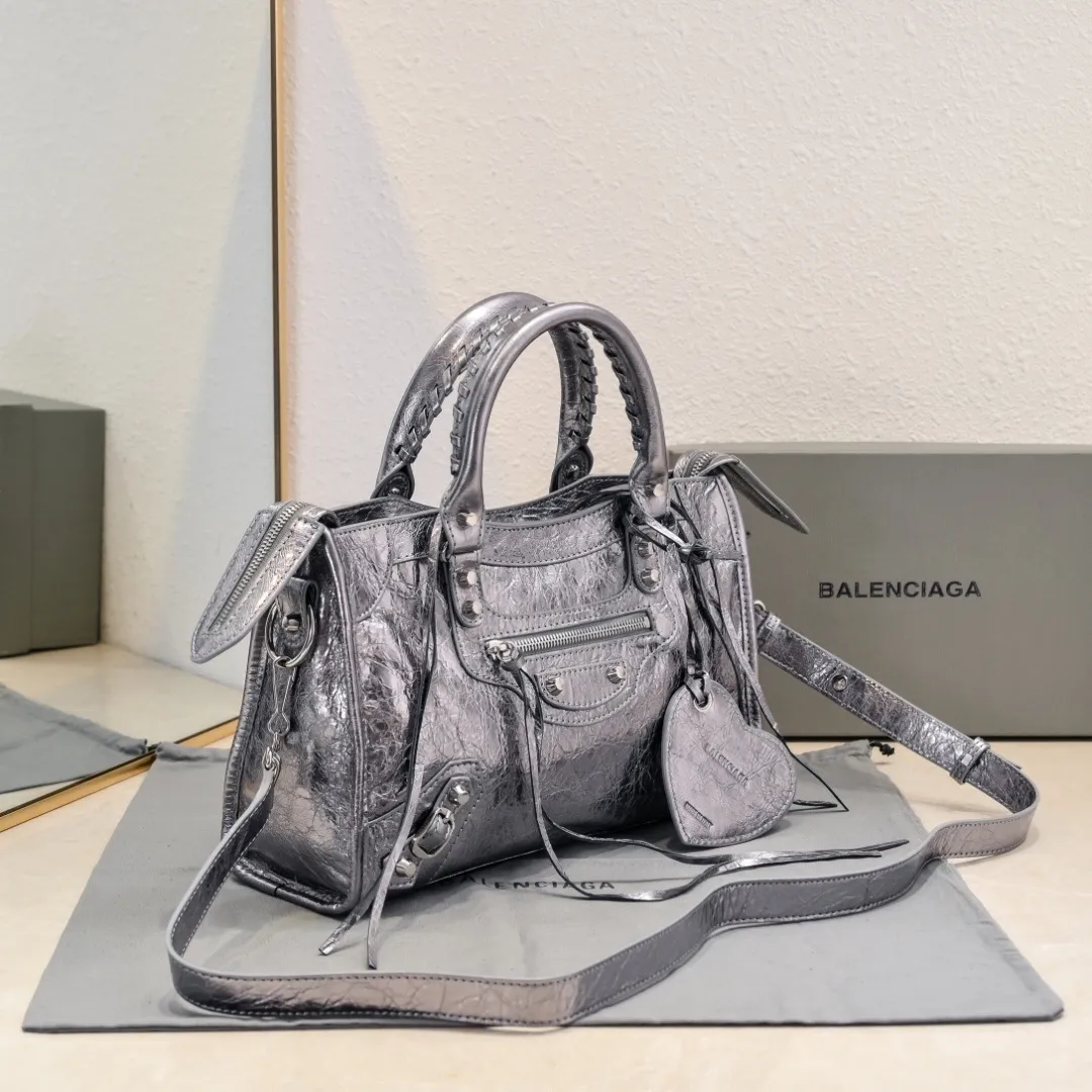 All Categories Balenciaga Women's Bags (Balenciaga) Balenciaga 2424