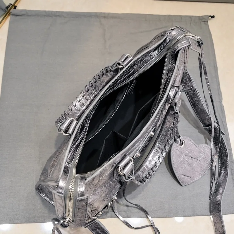 All Categories Balenciaga Women's Bags (Balenciaga) Balenciaga 2424