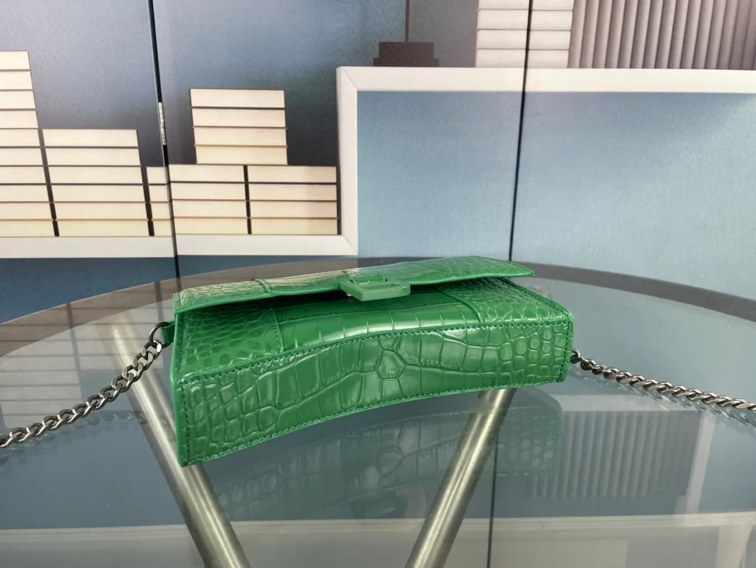 All categories Official website "Brand Women's Bags" Women's Bags 💙 BALENCIAGA 2023 latest Balenciaga crossbody bag