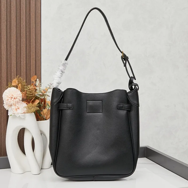 All Categories Official Website "Brand Women's Bags" Women's Bags 💙 BALENCIAGA 2025 Official Website New Balenciaga Crossbody Bag