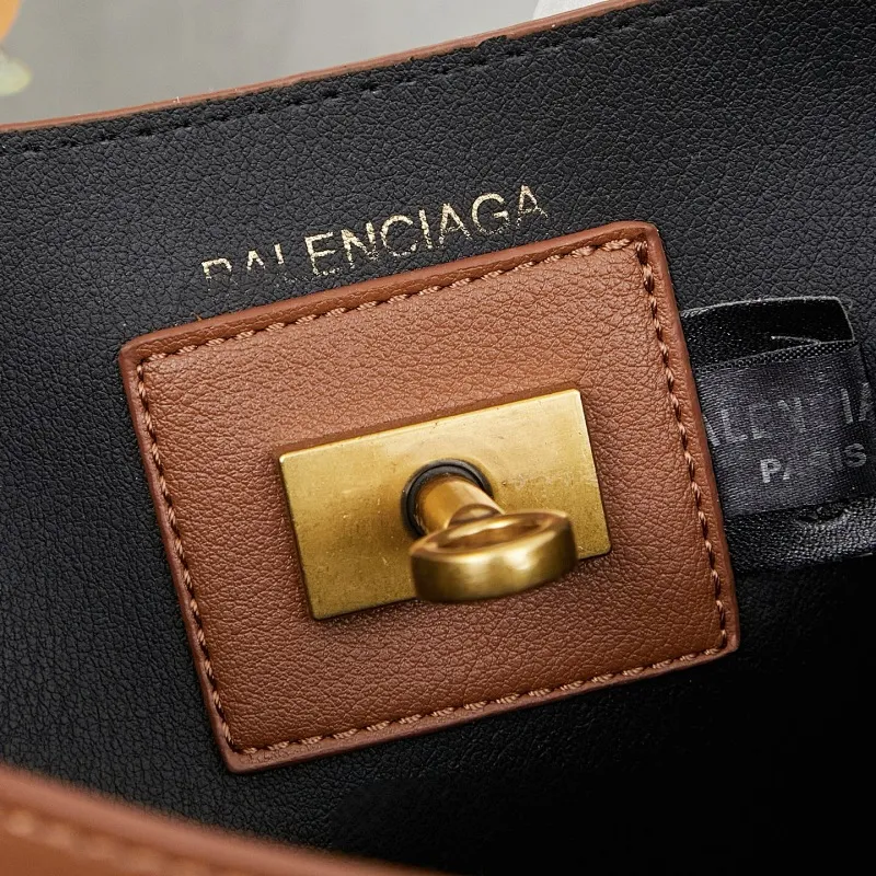 All Categories Official Website "Brand Women's Bags" Women's Bags 💙 BALENCIAGA 2025 Official Website New Balenciaga Crossbody Bag