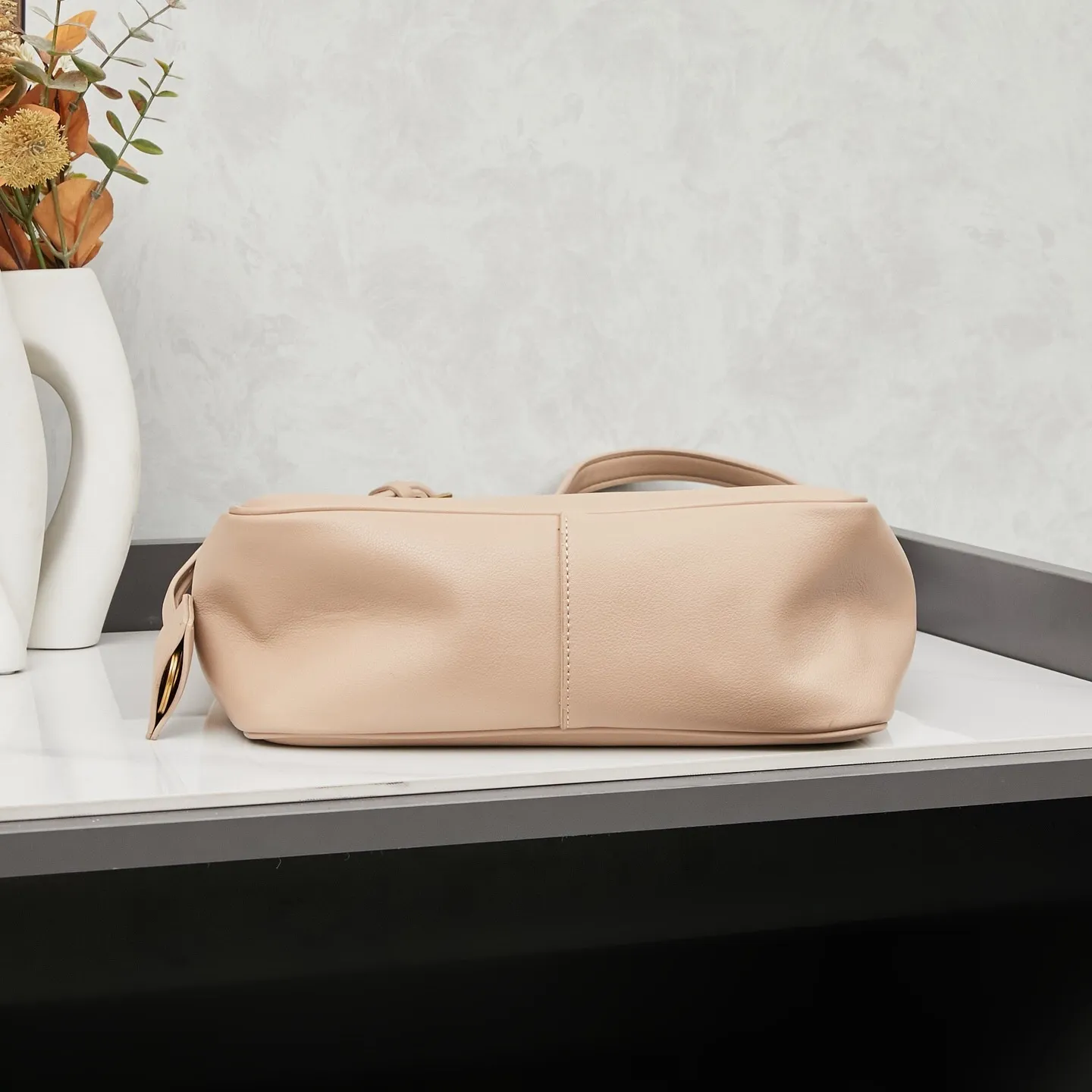All Categories Official Website "Brand Women's Bags" Women's Bags 💙 BALENCIAGA 2025 Official Website New Balenciaga Crossbody Bag