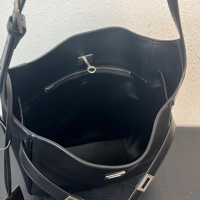 All Categories Balenciaga Women's Bags (Balenciaga) Balenciaga 5021