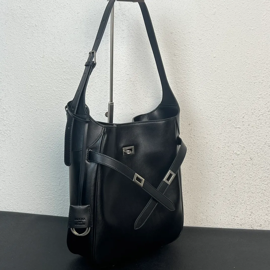 All Categories Balenciaga Women's Bags (Balenciaga) Balenciaga 5021