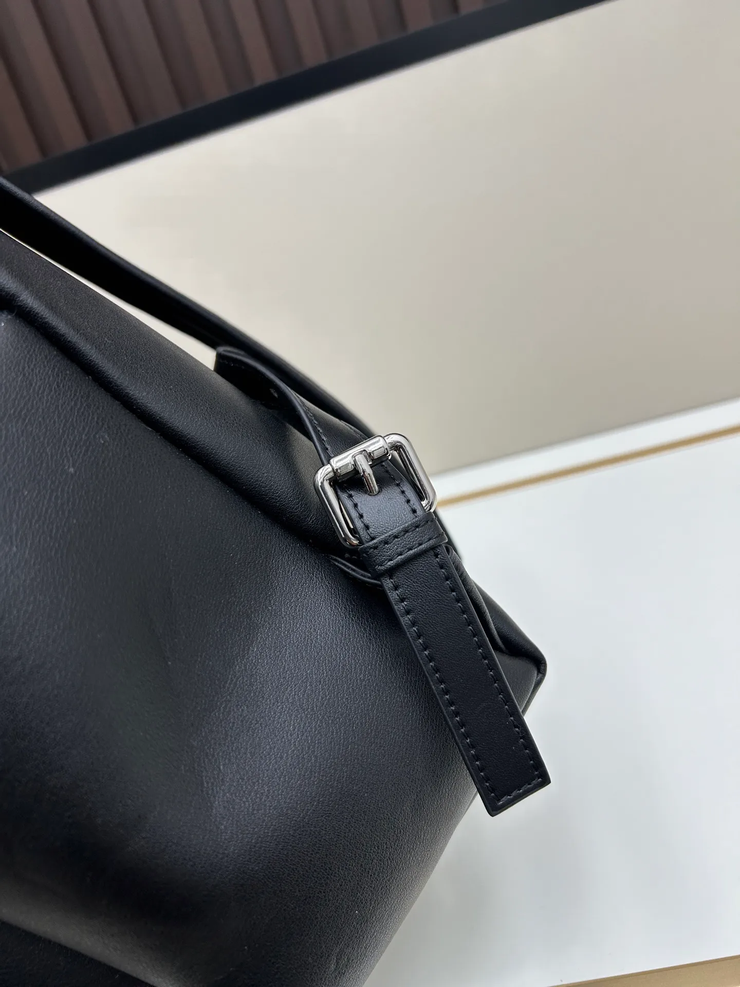 All Categories Balenciaga Women's Bags (Balenciaga) Balenciaga 9001