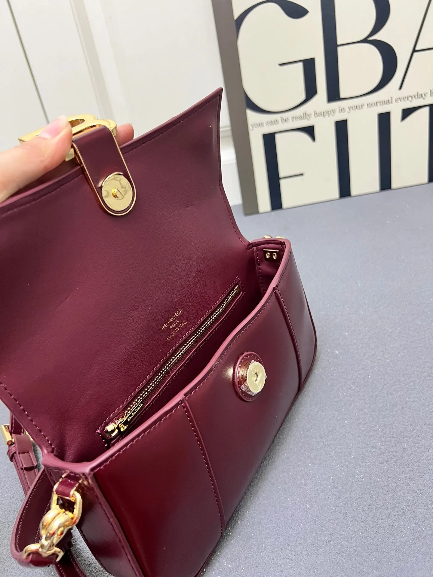 All Categories Official Website "Brand Women's Bags" Women's Bags 💙 BALENCIAGA 2025 New Balenciaga Crossbody Bag