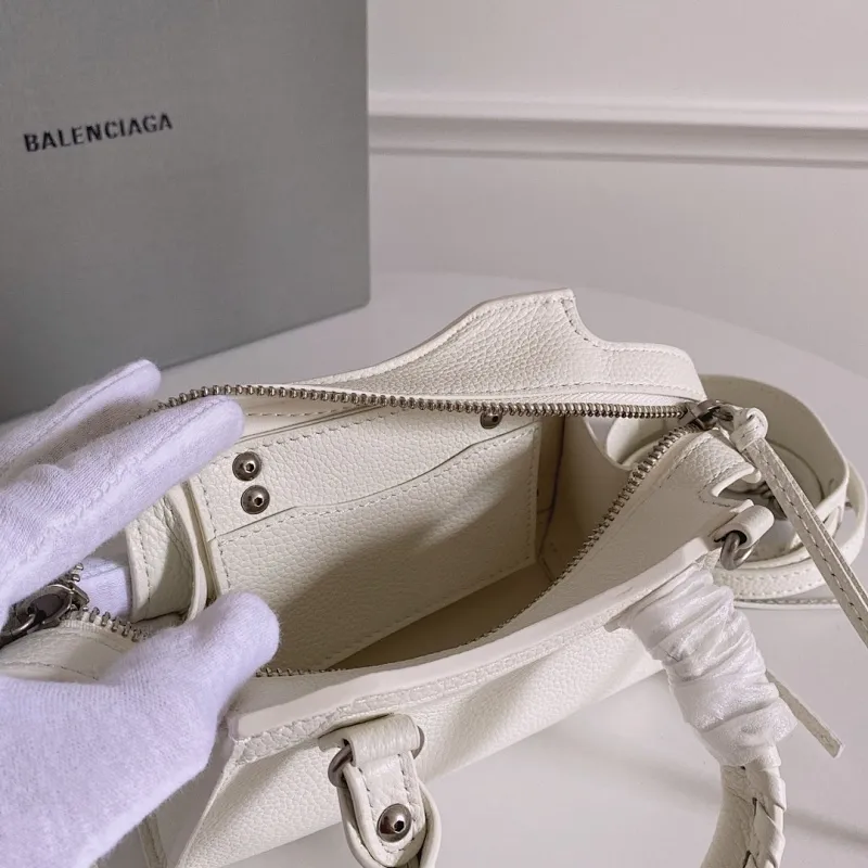 All categories Balenciaga Women's Bags (Balenciaga) Balenciaga 75057