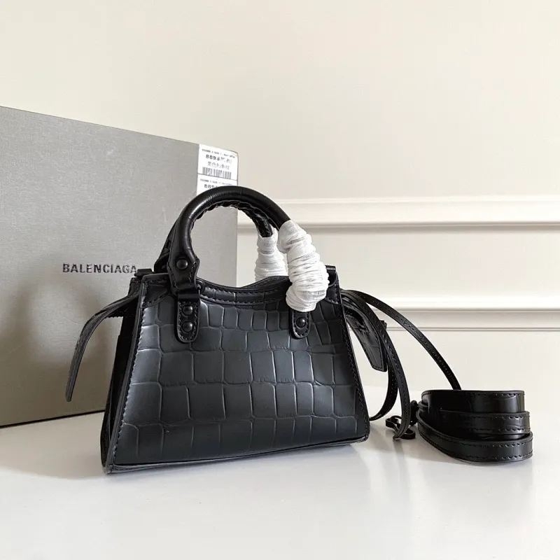 All categories Balenciaga Women's Bags (Balenciaga) Balenciaga 75057