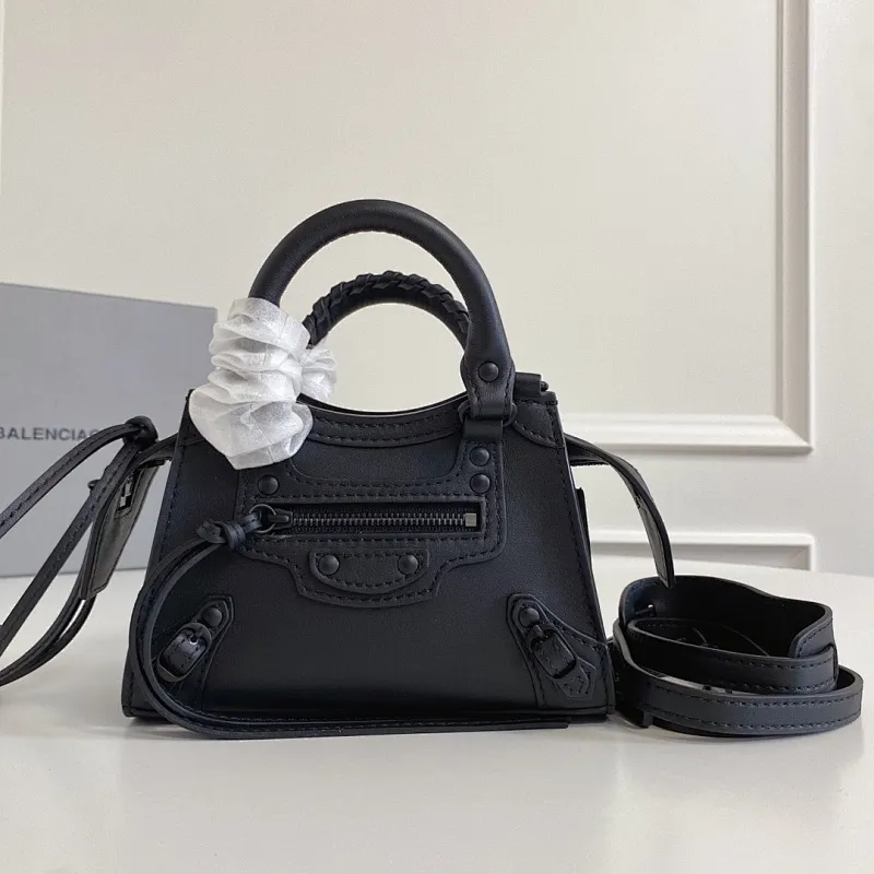 All categories Balenciaga Women's Bags (Balenciaga) Balenciaga 75057