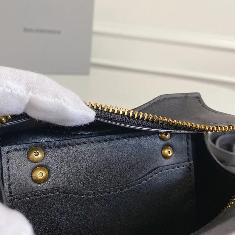 All categories Balenciaga Women's Bags (Balenciaga) Balenciaga 75057