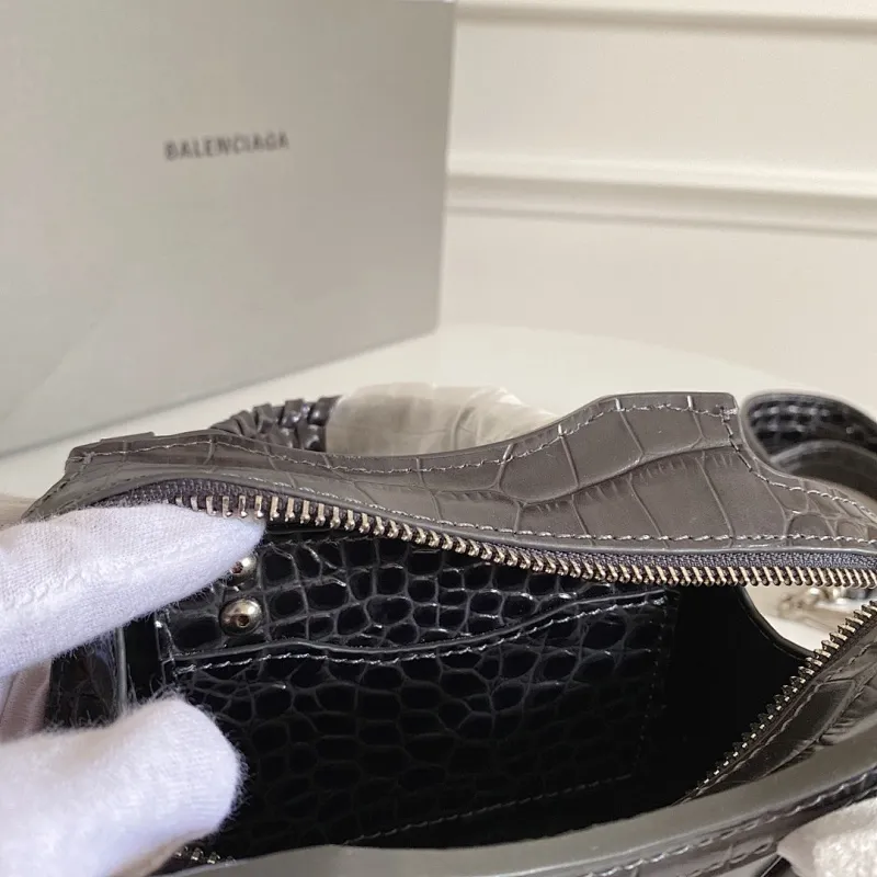 All categories Balenciaga Women's Bags (Balenciaga) Balenciaga 75057