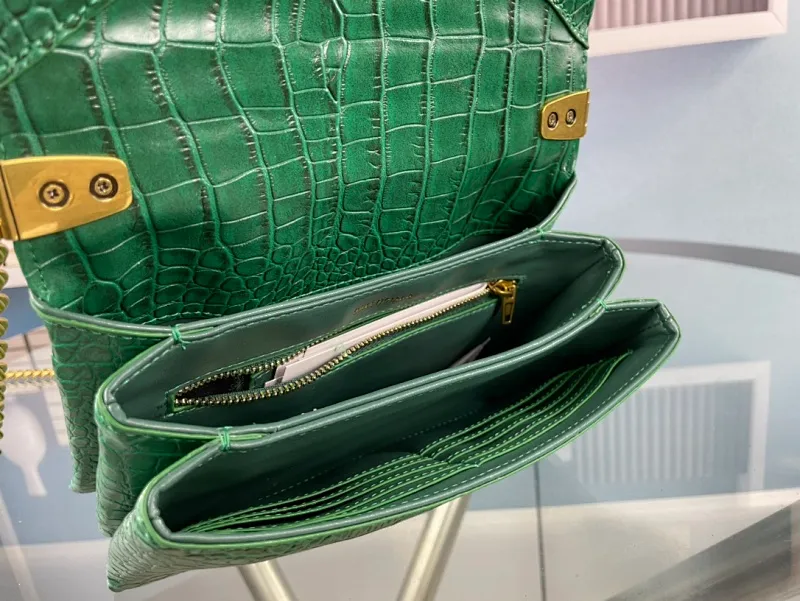 All Categories Official Website "Brand Women's Bags" Women's Bags 💙 BALENCIAGA 2023 latest Balenciaga crocodile pattern crossbody bag