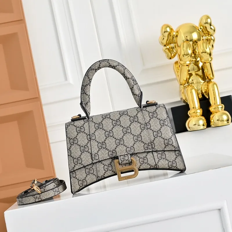All Categories Balenciaga Women's Bags (Balenciaga) Balenciaga Original Order 1982