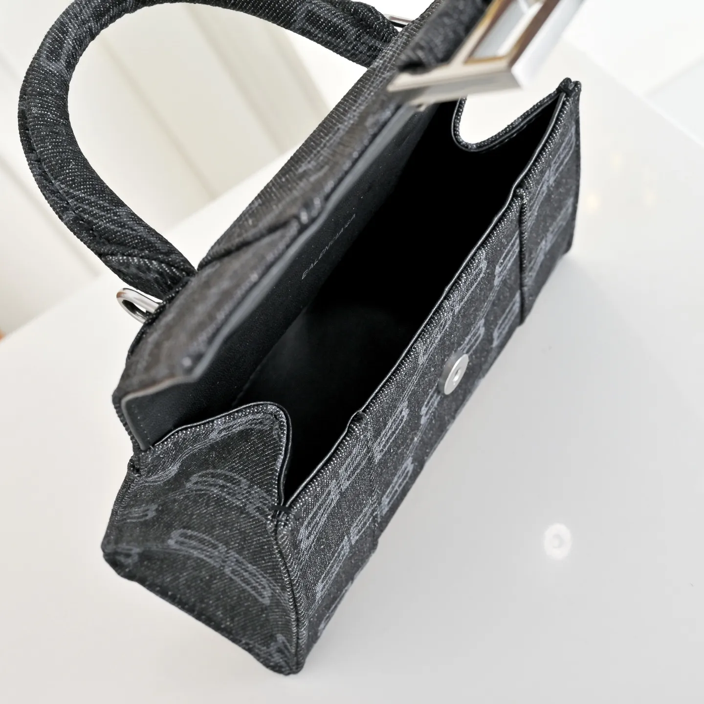 All Categories Balenciaga Women's Bags (Balenciaga) Balenciaga Original Order 1982