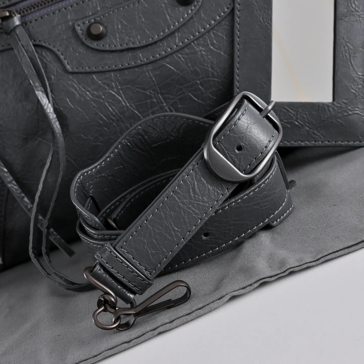 All Categories Balenciaga Women's Bags (Balenciaga) Balenciaga 2430