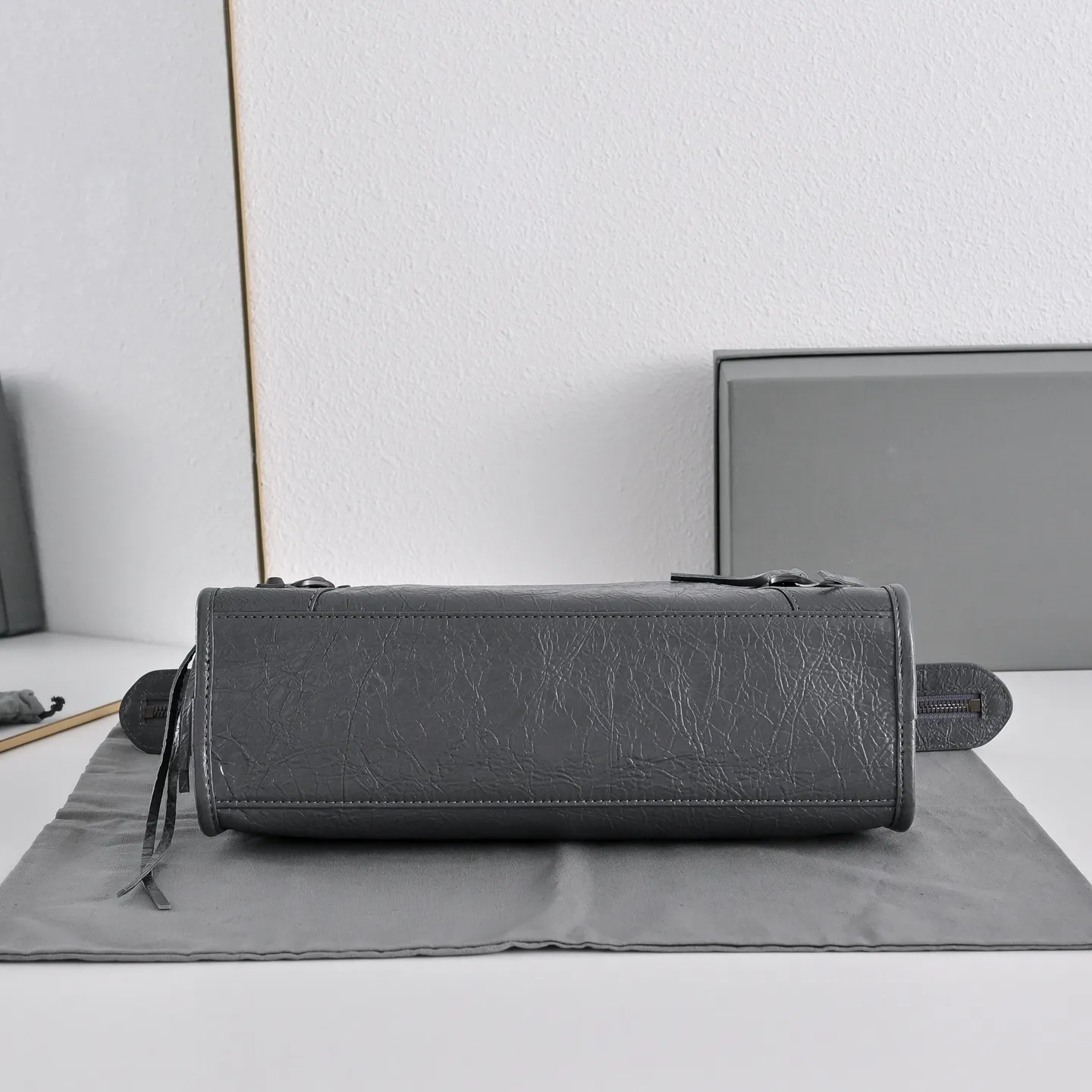 All Categories Balenciaga Women's Bags (Balenciaga) Balenciaga 2430