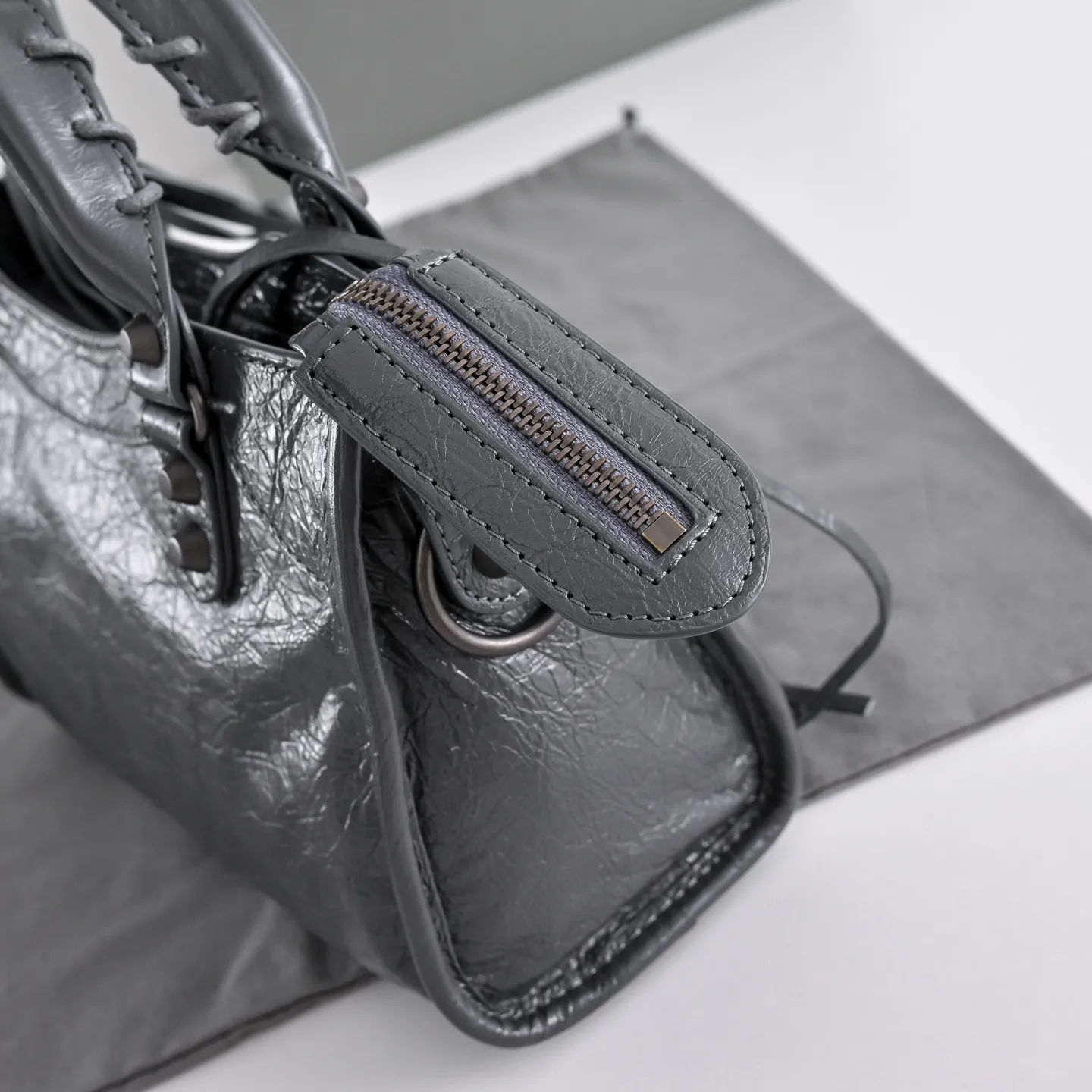 All Categories Balenciaga Women's Bags (Balenciaga) Balenciaga 2430