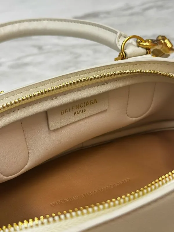 All Categories Official Website "Brand Women's Bags" Women's Bags 💙 BALENCIAGA 2026 New Balenciaga Crossbody Bag