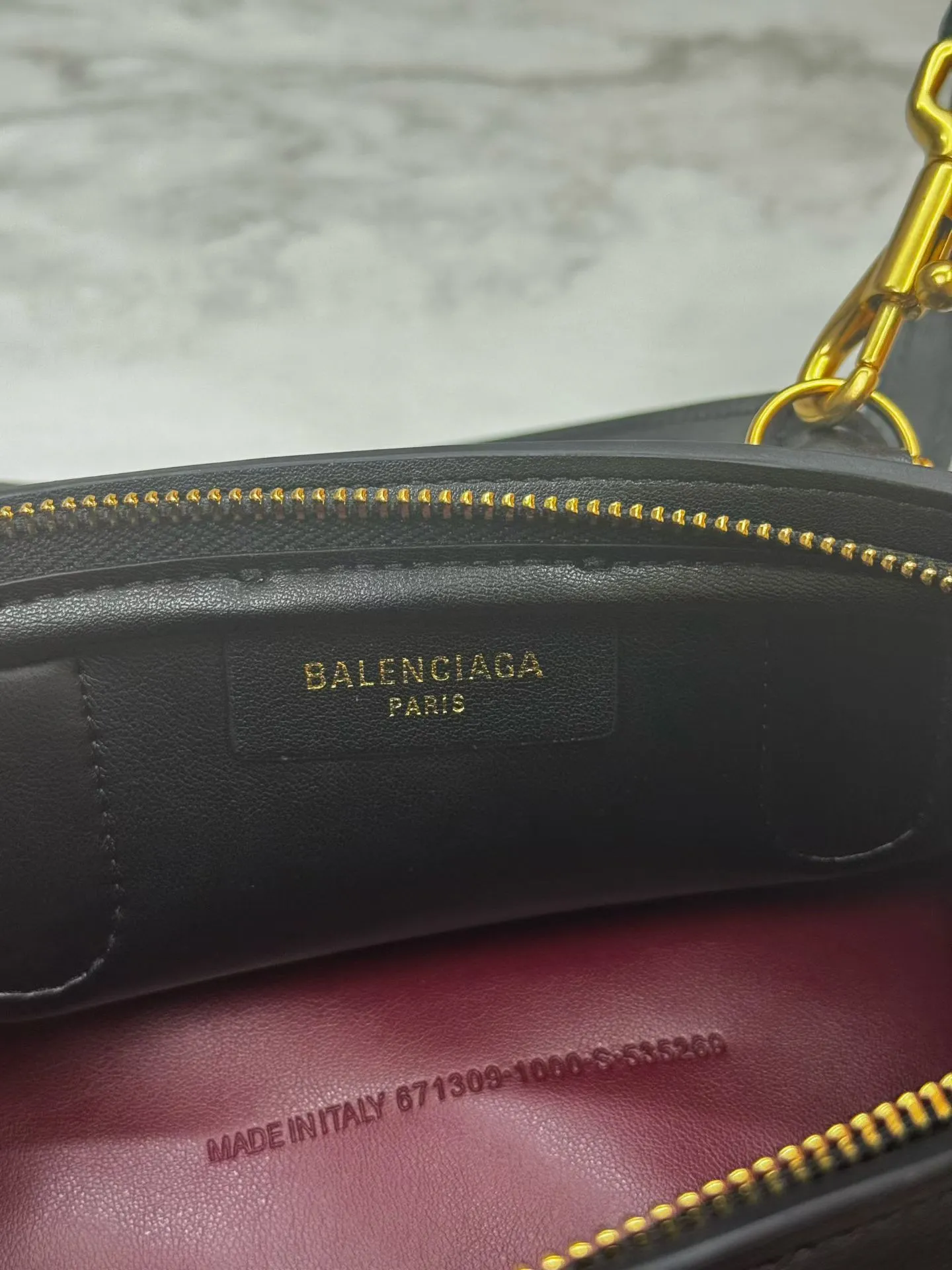 All Categories Official Website "Brand Women's Bags" Women's Bags 💙 BALENCIAGA 2026 New Balenciaga Crossbody Bag