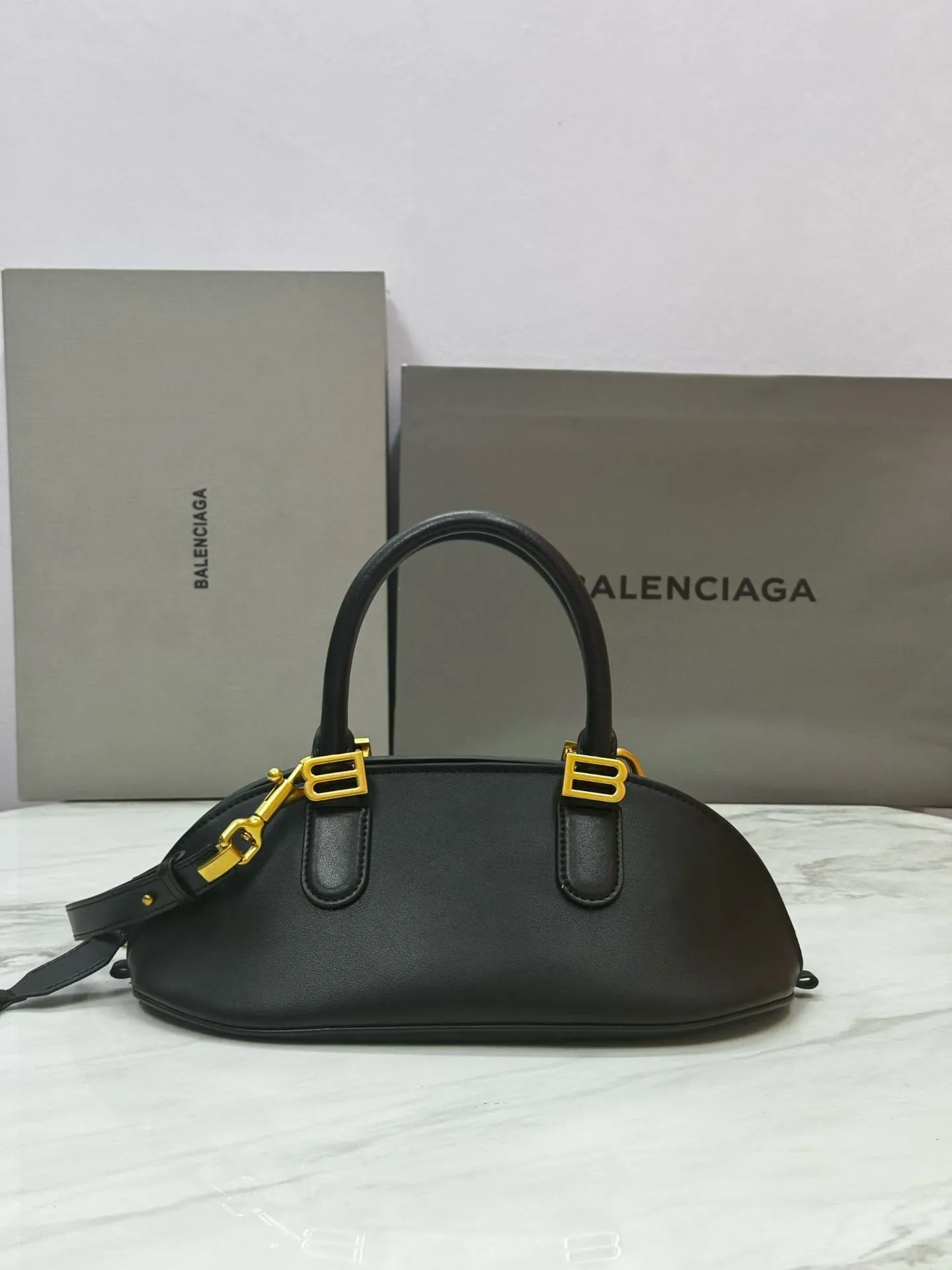 All Categories Official Website "Brand Women's Bags" Women's Bags 💙 BALENCIAGA 2026 New Balenciaga Crossbody Bag
