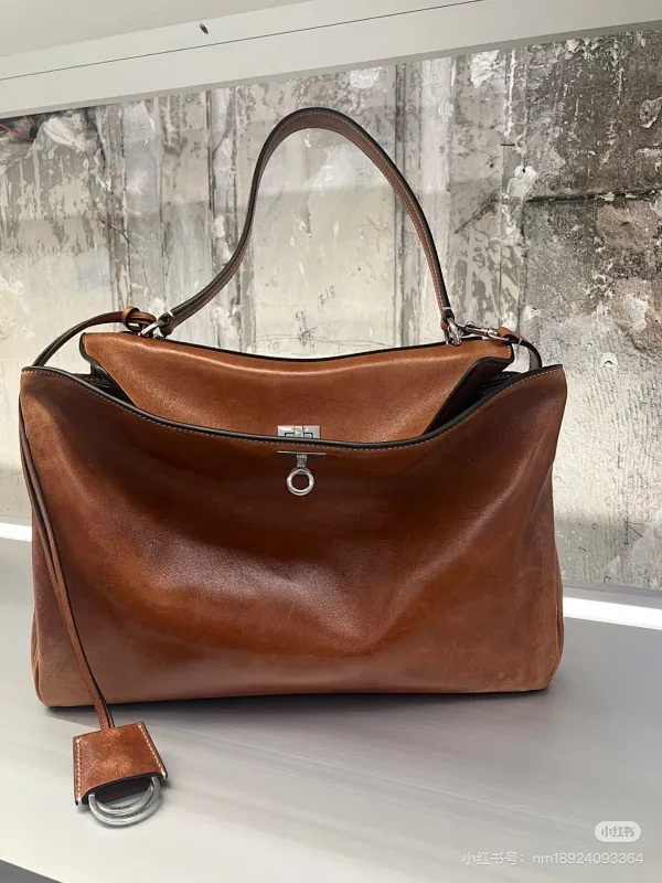 All Categories Balenciaga Women's Bags (Balenciaga) Balenciaga 2229