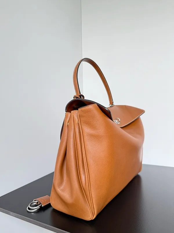 All Categories Balenciaga Women's Bags (Balenciaga) Balenciaga 2229