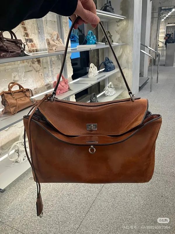 All Categories Balenciaga Women's Bags (Balenciaga) Balenciaga 2229
