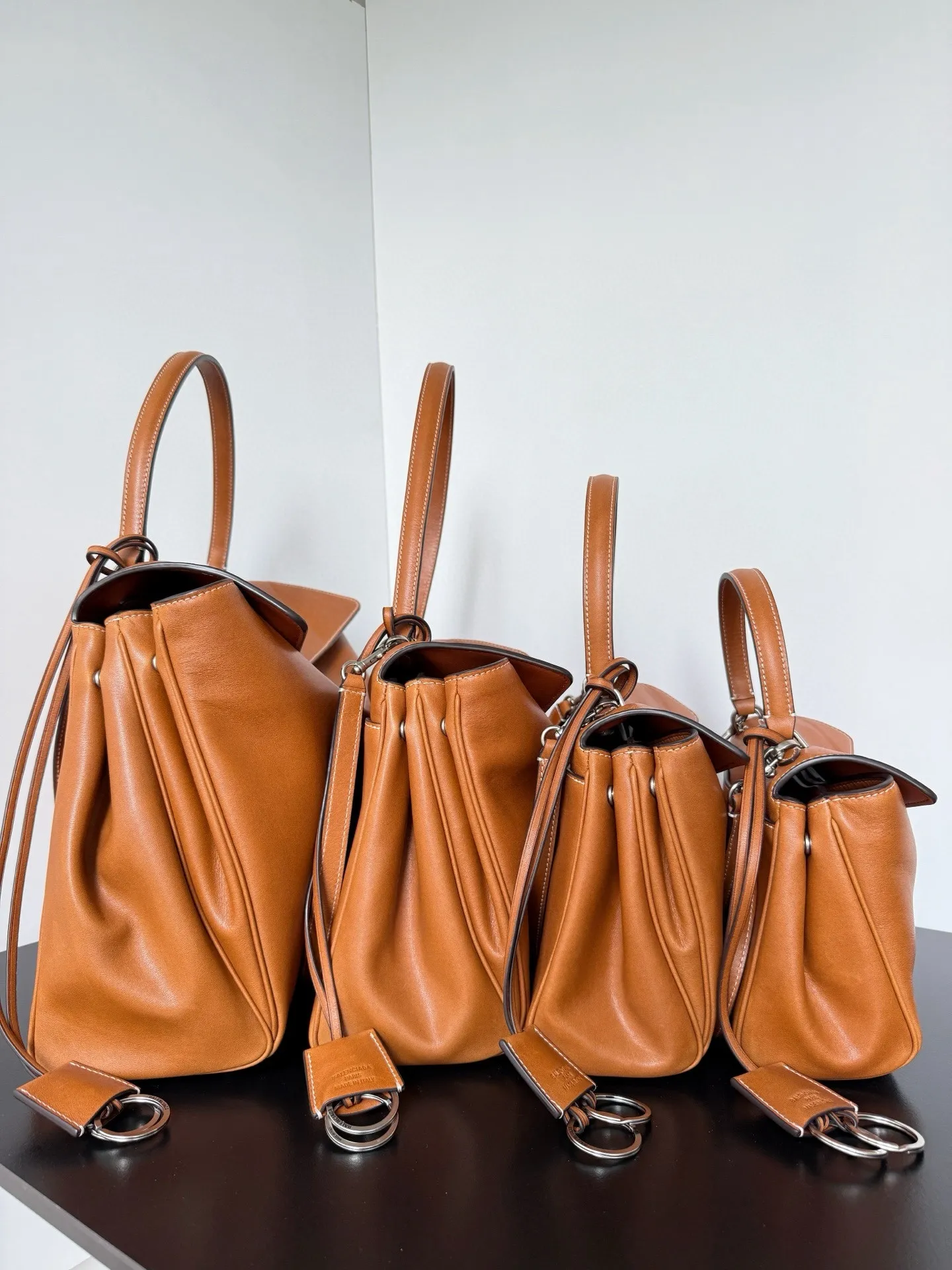 All Categories Balenciaga Women's Bags (Balenciaga) Balenciaga 2229