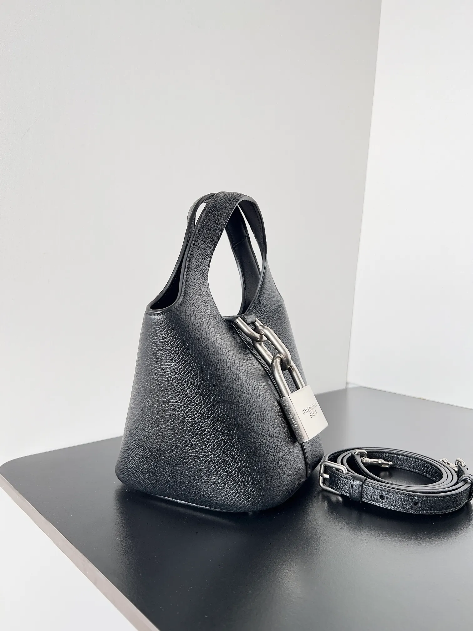 All Categories Balenciaga Women's Bags (Balenciaga) Balenciaga 2399