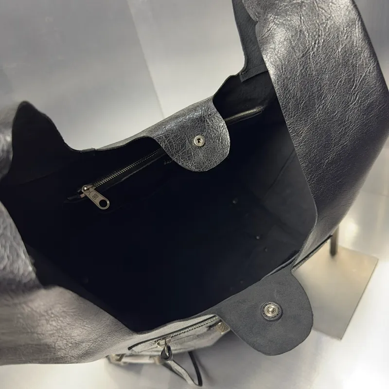 All Categories Balenciaga Women's Bags (Balenciaga) Balenciaga 3230