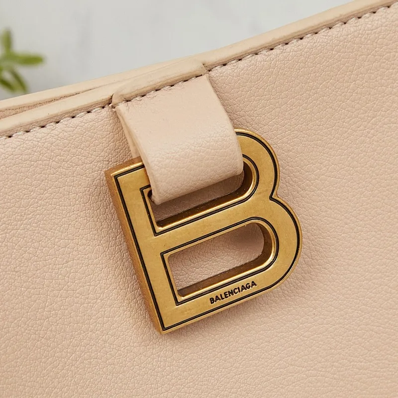 All Categories Official Website "Brand Women's Bags" Women's Bags 💙 BALENCIAGA 2025 Official Website New Balenciaga Crossbody Bag