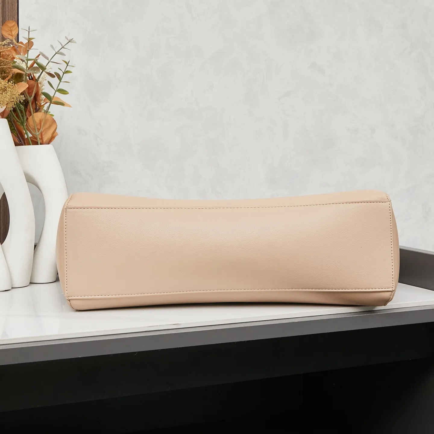 All Categories Official Website "Brand Women's Bags" Women's Bags 💙 BALENCIAGA 2025 Official Website New Balenciaga Crossbody Bag