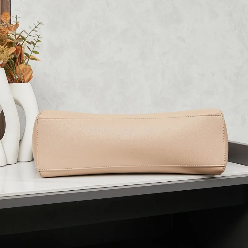 All Categories Official Website "Brand Women's Bags" Women's Bags 💙 BALENCIAGA 2025 Official Website New Balenciaga Crossbody Bag