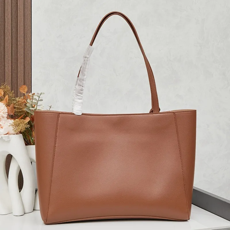 All Categories Official Website "Brand Women's Bags" Women's Bags 💙 BALENCIAGA 2025 Official Website New Balenciaga Crossbody Bag