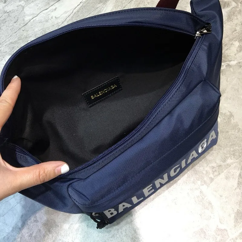 All categories Balenciaga Women's Bags (Balenciaga) Balenciaga, 096