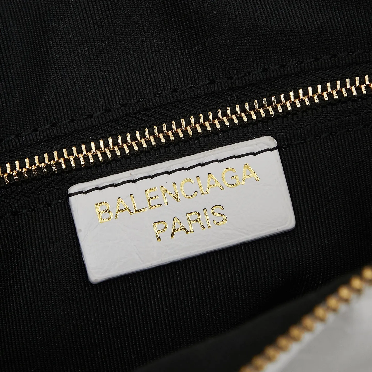 All Categories Official Website "Brand Women's Bags" Women's Bags 💙 BALENCIAGA 2025 Official Website New Balenciaga Crossbody Bag