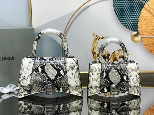 All Categories Balenciaga Women's Bags (Balenciaga) Balenciaga LG0023