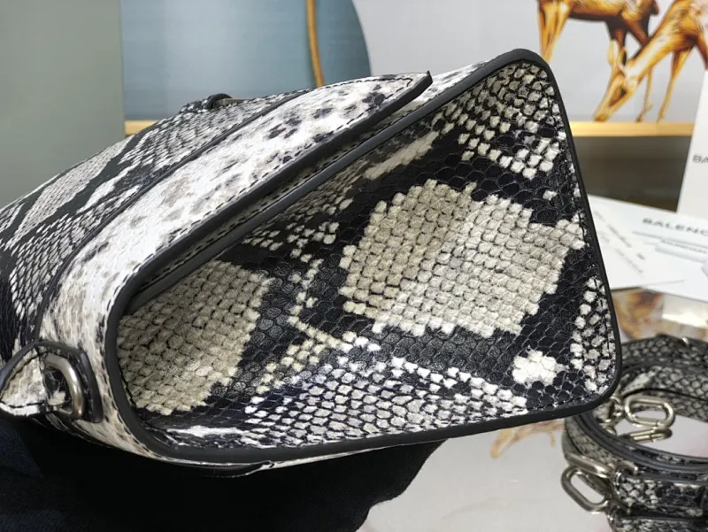All Categories Balenciaga Women's Bags (Balenciaga) Balenciaga LG0023