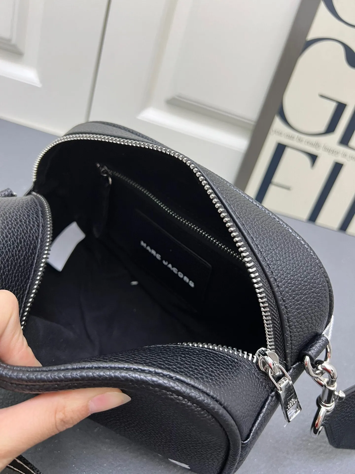 All Categories Official Website "Brand Women's Bags" Women's Bags 💙 BALENCIAGA 2025 New Balenciaga Crossbody Bag