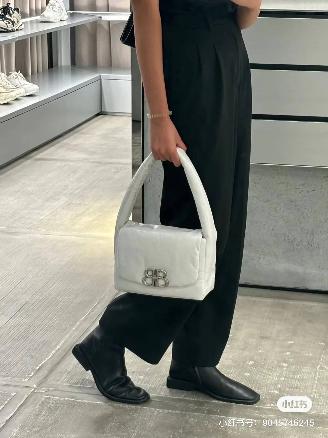 All Categories Balenciaga Women's Bags (Balenciaga) Balenciaga