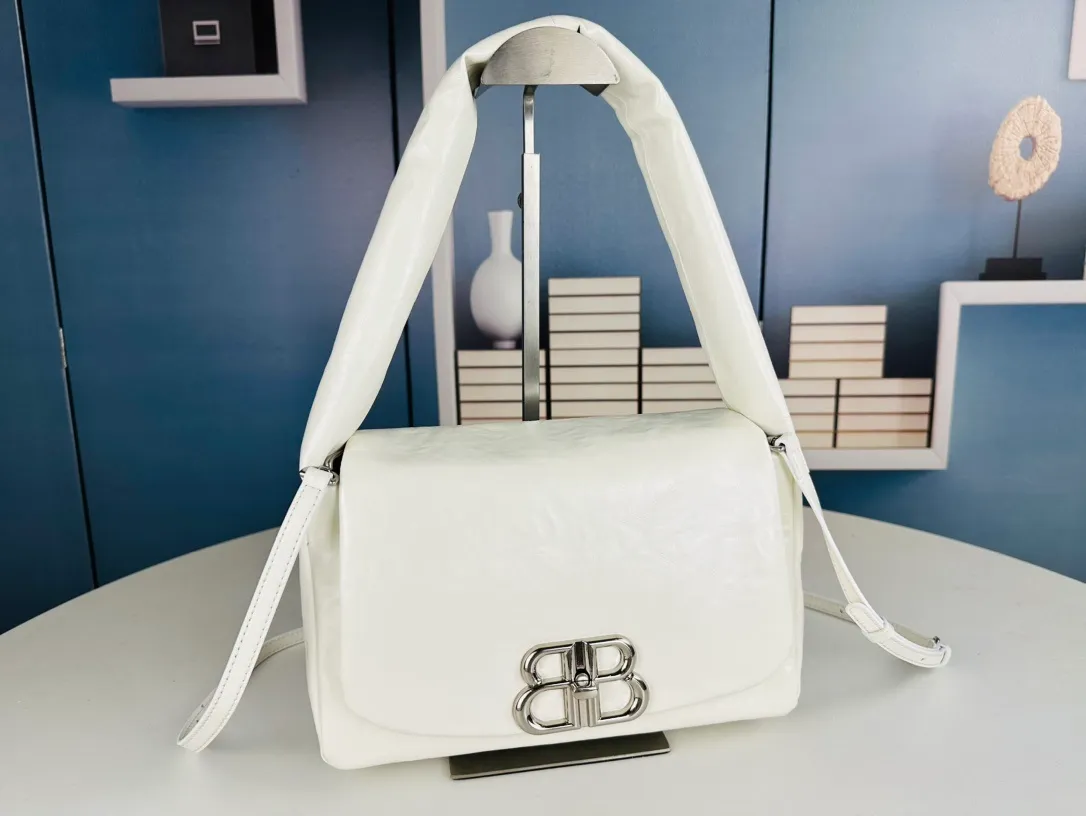 All Categories Balenciaga Women's Bags (Balenciaga) Balenciaga