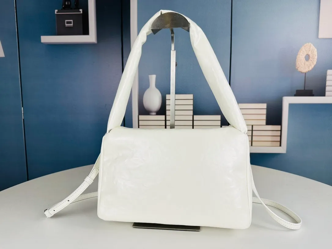 All Categories Balenciaga Women's Bags (Balenciaga) Balenciaga