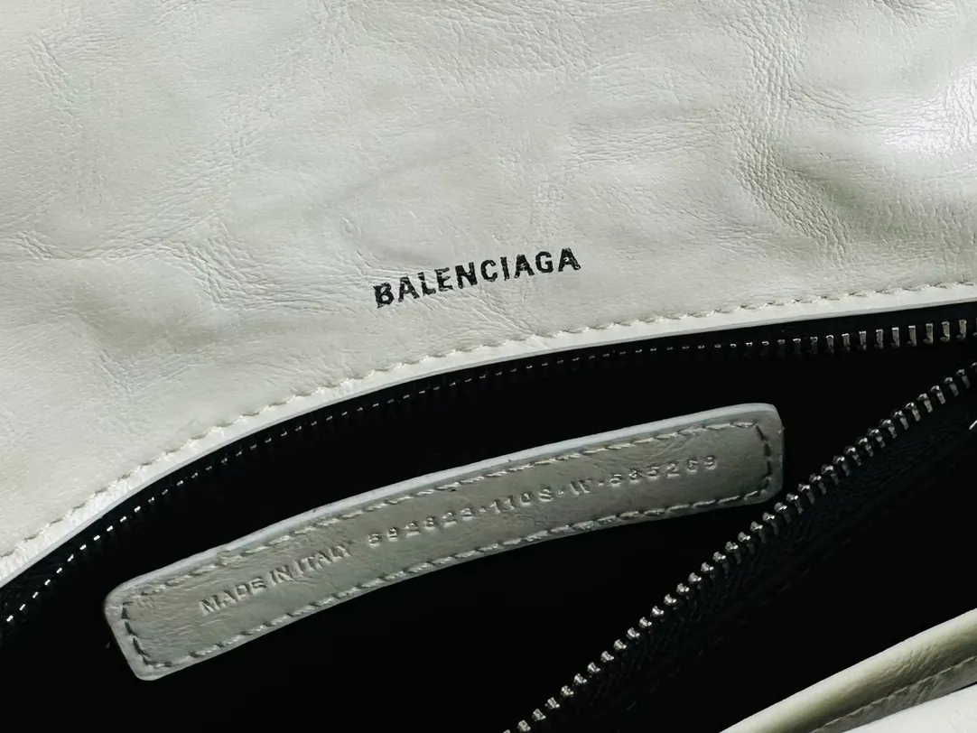 All Categories Balenciaga Women's Bags (Balenciaga) Balenciaga