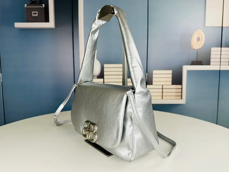 All Categories Balenciaga Women's Bags (Balenciaga) Balenciaga