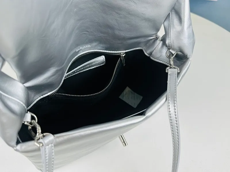 All Categories Balenciaga Women's Bags (Balenciaga) Balenciaga